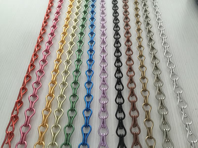 Chain link curtain in red, pink, yellow, blue, silver, black, green, white, purple and so on.